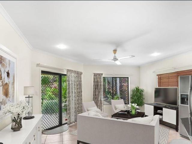 Spacious Family Home with Pool & Alfresco Living