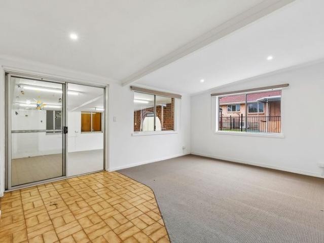 Spacious Family Home with Pool, Granny Flat & Ample Parking