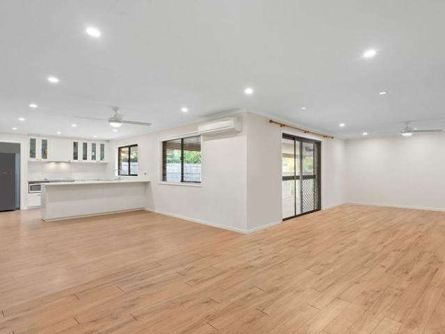 Spacious Family Home with Pool in a Peaceful Chapel Hill Cul de Sac