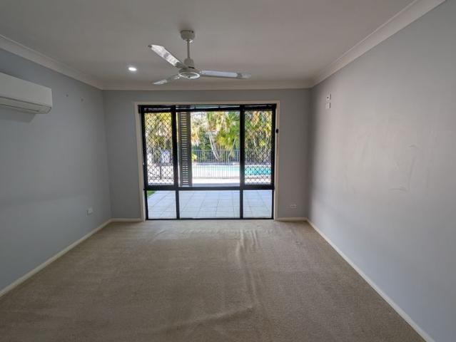 Spacious Family Home with Pool in a Prime Location!