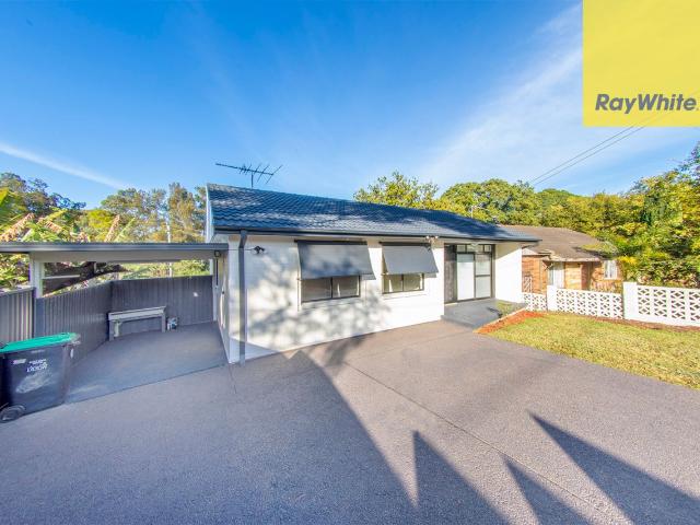 Spacious Family Home in a Prime Oatlands Location