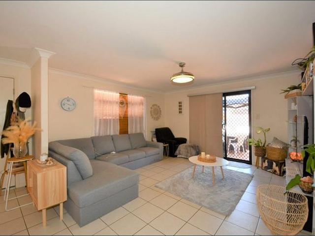 Spacious Family Home with Pool in Gracemere