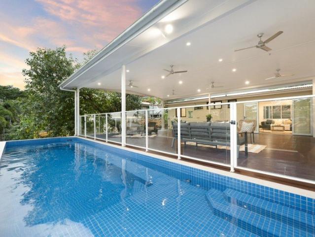Spacious Family Home with Pool & Stunning Entertaining Deck