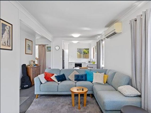 Spacious Family Home with Rumpus in Sought After Mount Lofty