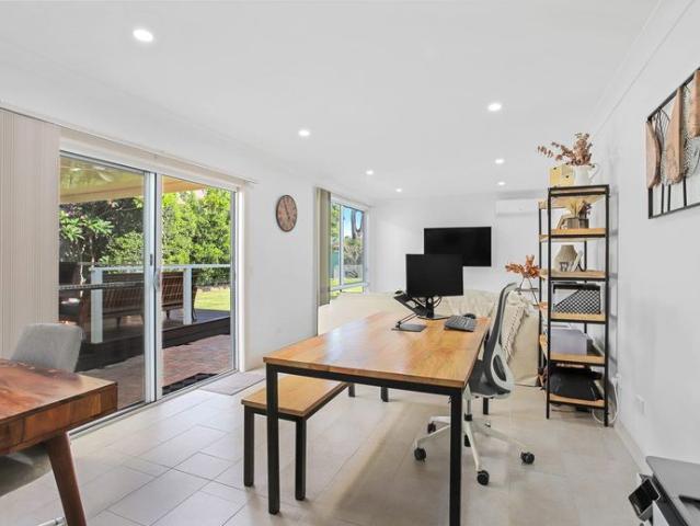 Spacious Family Home with Retreat