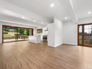 Spacious Family Home with Stunning Outdoor Entertaining Area & Solar Panels
