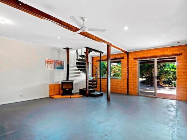 Spacious Family Home with Stunning Hinterland Views