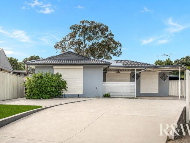 Spacious Family Home with Study on Approx. 760.6m2