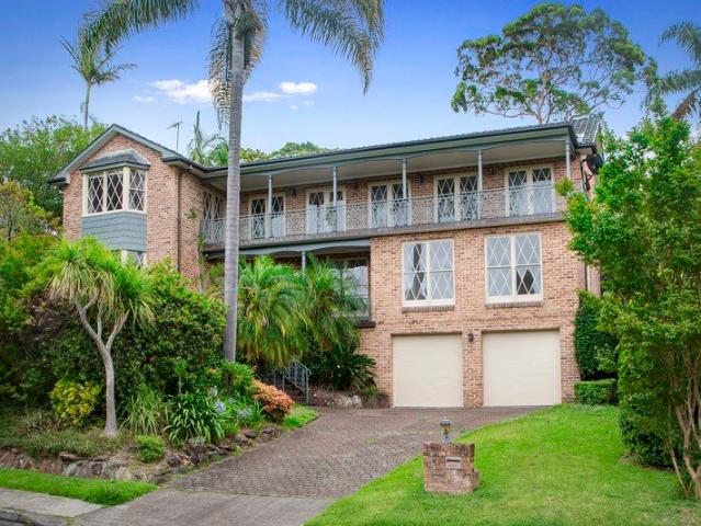 Spacious Family Home With Swimming Pool