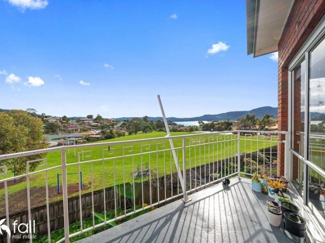 Spacious Family Home with Secure Parking