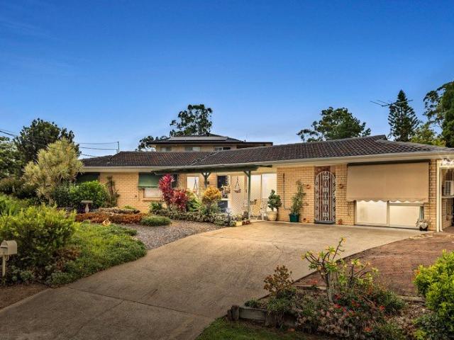 Spacious Family Home with Self Contained Granny Flat Dual Income Opportunity & Subdivision Potential