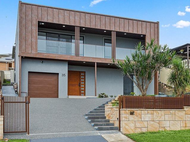 DEPOSIT RECEIVED Spacious Family Home with Self Contained Granny Flat