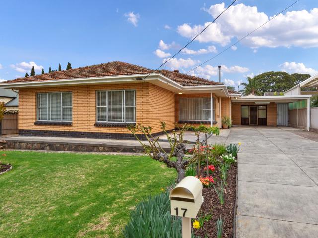 Spacious Family Home with Self Contained Studio in a Prime Rostrevor Location