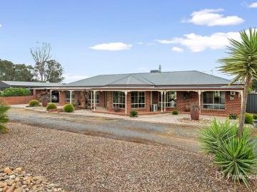 Spacious Family Home with Self Contained Unit