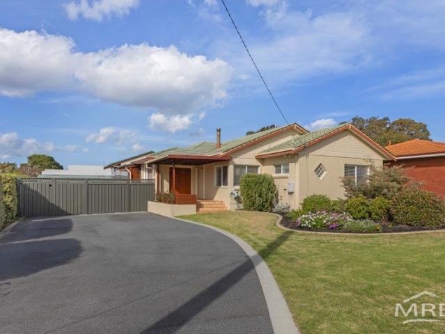 SPACIOUS FAMILY HOME WITH SHED & STUDIO