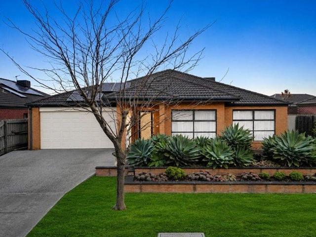 Spacious Family Home with Spa in Prime Location!