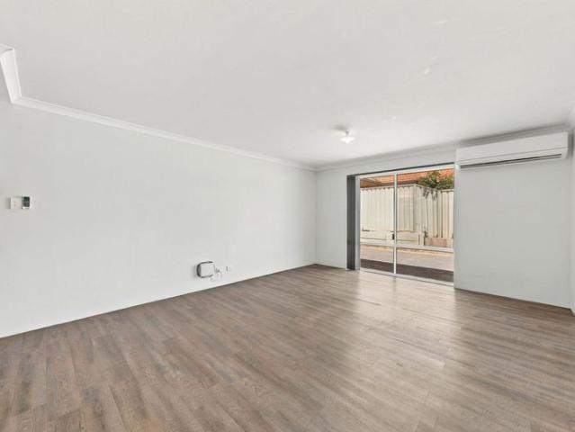 Spacious Family Home with Theatre and Convenience