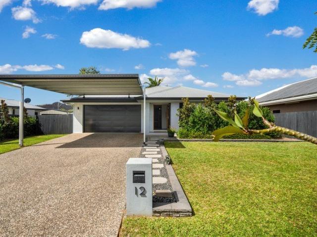 Spacious Family Home with Theatre, Shed & Quiet Court Position