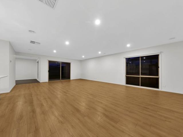Spacious Family Home with Theatre Room in the Heart of Wallan
