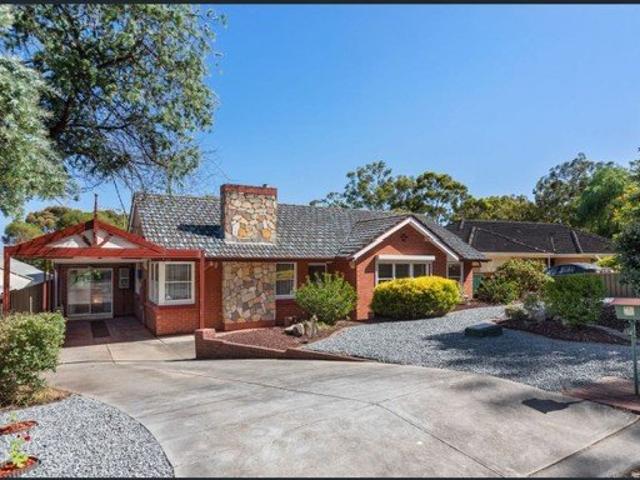 Spacious Family Home with Tranquil Garden Setting