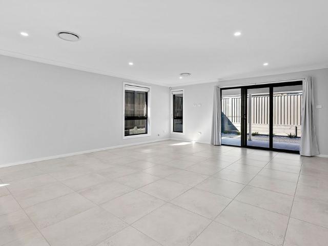 Spacious Family Home With Ultra Modern Finishes
