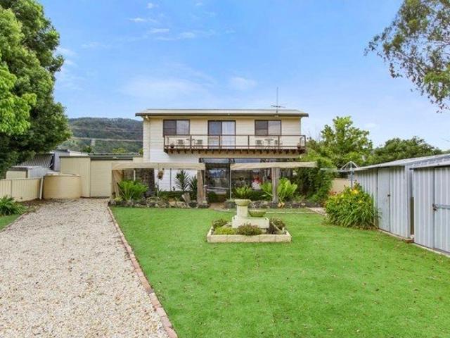 Spacious Family Home with Valley Views & Excellent Parking