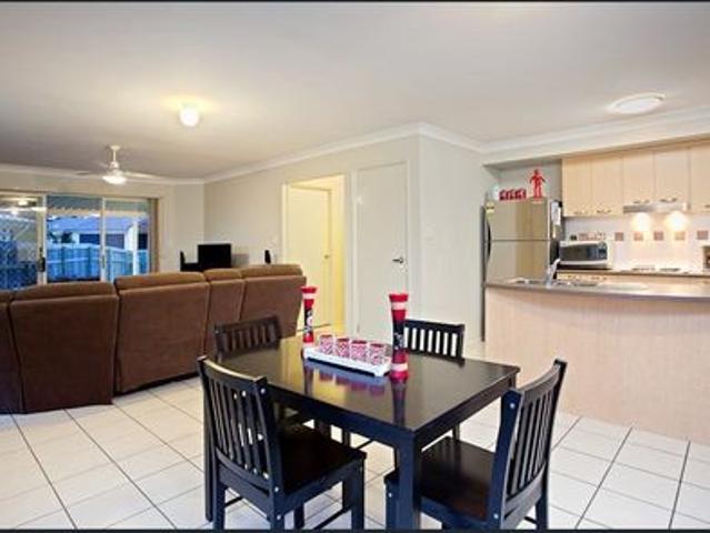 Spacious family home with versatile living & great outdoor space
