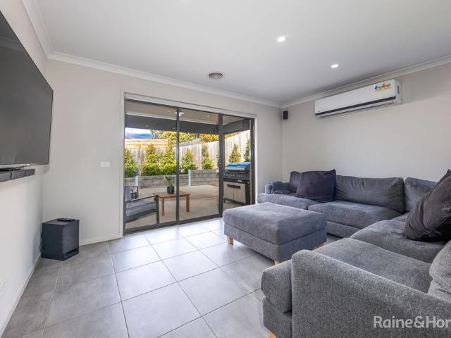 Spacious Family Home with Views, Versatile Outdoor Space & Nearby Walking Tracks