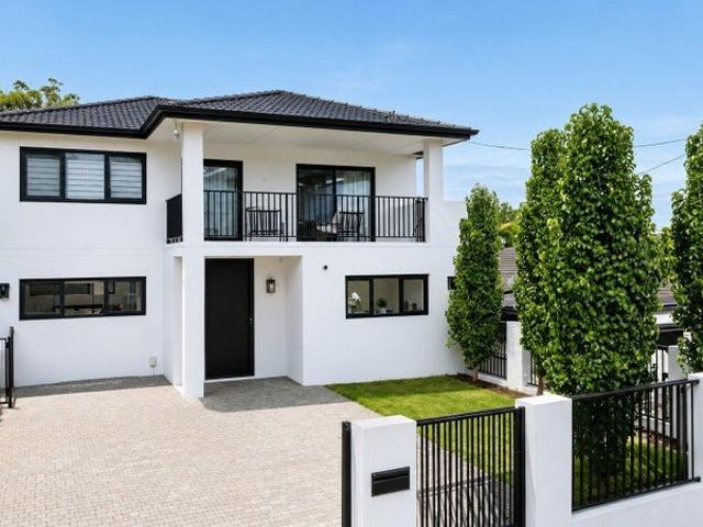 Spacious family home with water views in prestigious Putney location