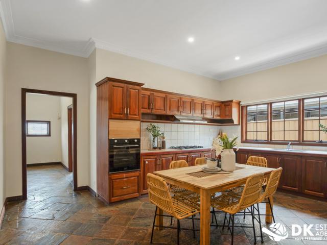 Spacious Family Home with 7 Bedrooms in Prime Sunshine North Location