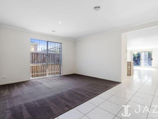 Spacious Family Home And Convenience!