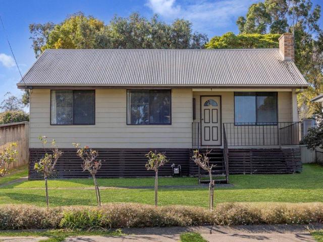Spacious Family Home AVAILABLE NOW