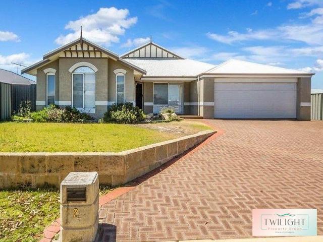 Spacious Family Home Backing Onto a Peaceful Reserve