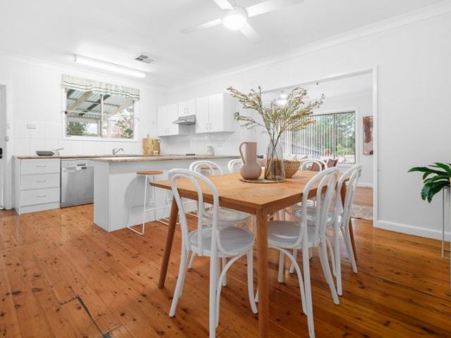 Spacious Family Home Backing Onto Parklands