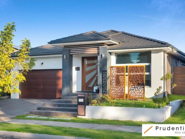 Spacious Family Home + Convenient Location