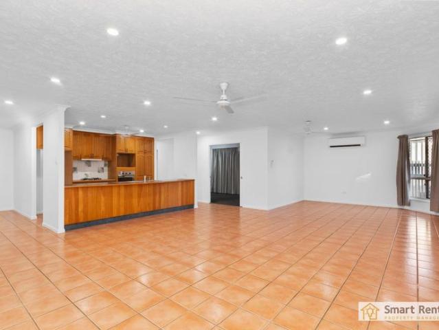 Spacious Family Home Close to the Beach