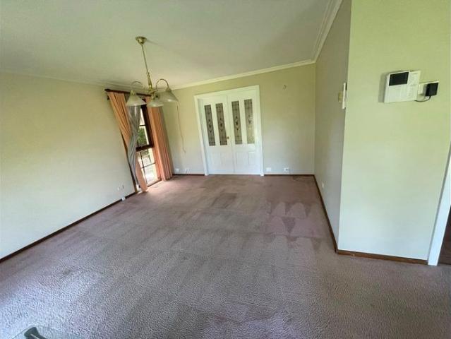 Spacious Family Home Close to CBD & Schools