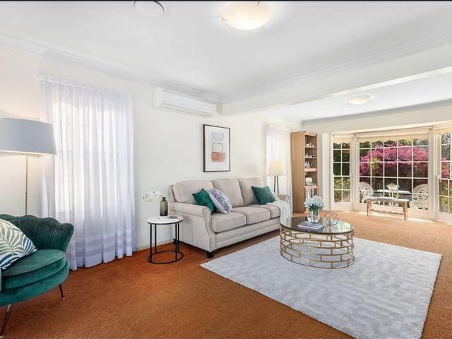 Spacious Family Home Double Garage