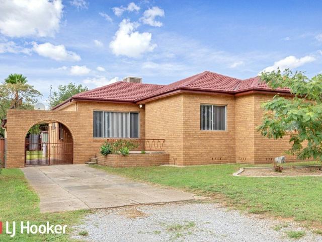 Spacious Family Home for Rent â Room for Everyone!