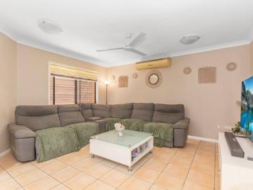 Spacious Family Home for Rent in the Heart of Kirwan