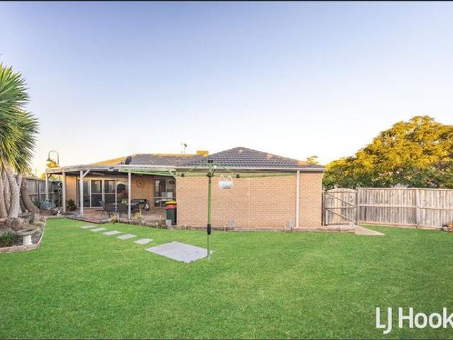 Spacious Family Home for Rent in a Prime Maddingley Location