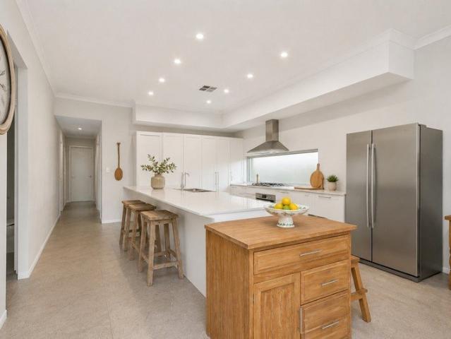 Spacious Family Home in the Heart of Como