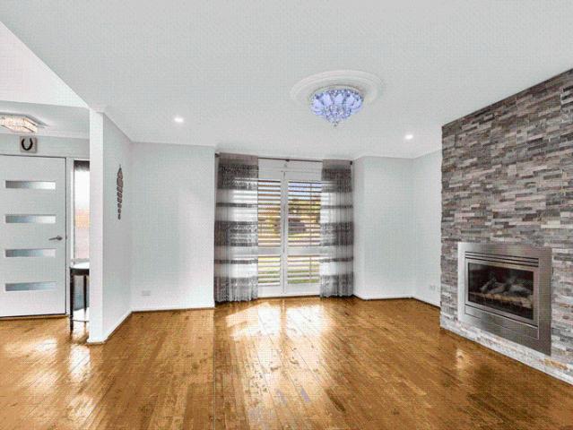 Spacious Family Home in the Heart of Cranbourne North