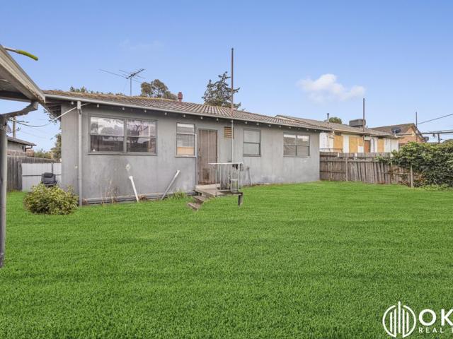 Spacious Family Home in the Heart of Laverton