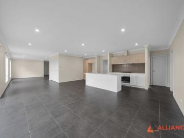 Spacious Family Home in the Heart of Mernda