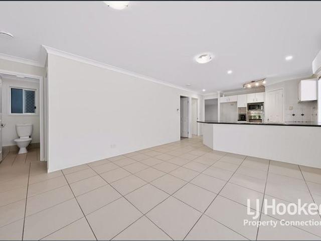 Spacious Family Home in the Heart of Mitchelton Available Now!