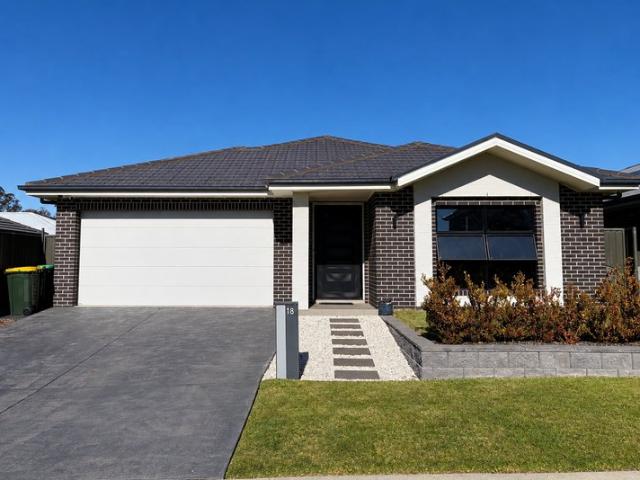SPACIOUS FAMILY HOME IN THE HEART OF SPRING FARM