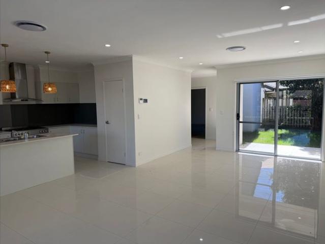 Spacious Family Home in the Heart of Pimpama