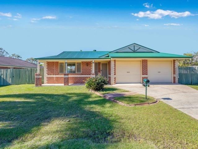 Spacious Family Home in the Sought After Mueller College Precinct