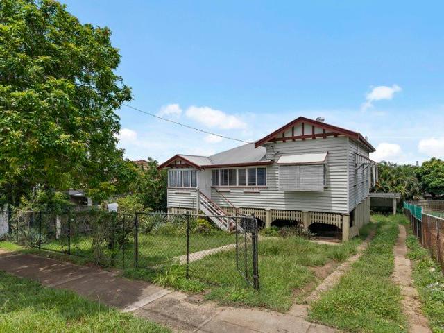 Spacious Family Home in Wavell Heights